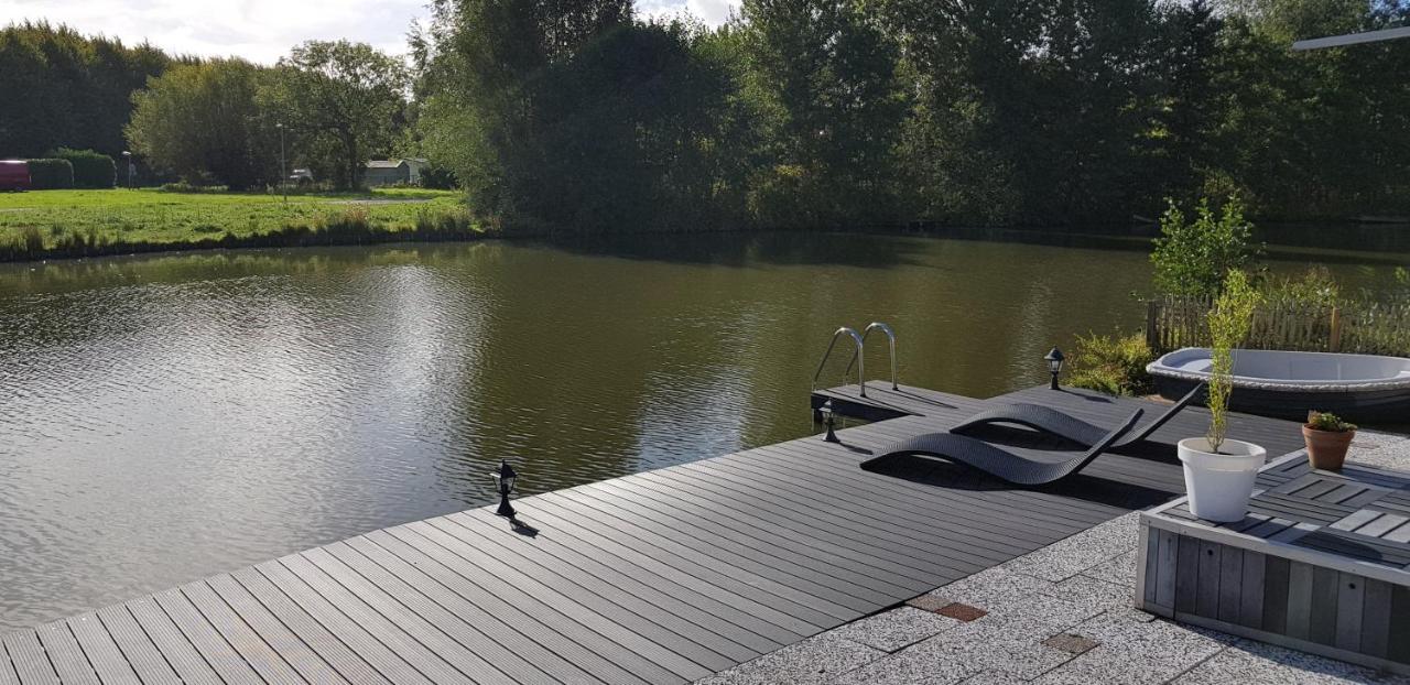 Carafun Aan Het Water Ooltgensplaat Exterior foto