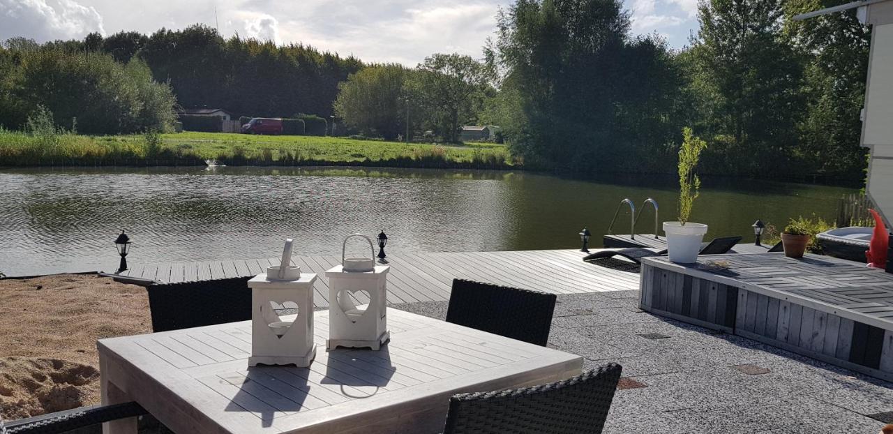 Carafun Aan Het Water Ooltgensplaat Exterior foto