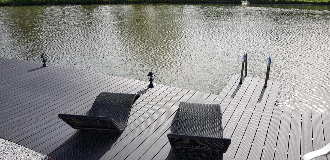 Carafun Aan Het Water Ooltgensplaat Exterior foto